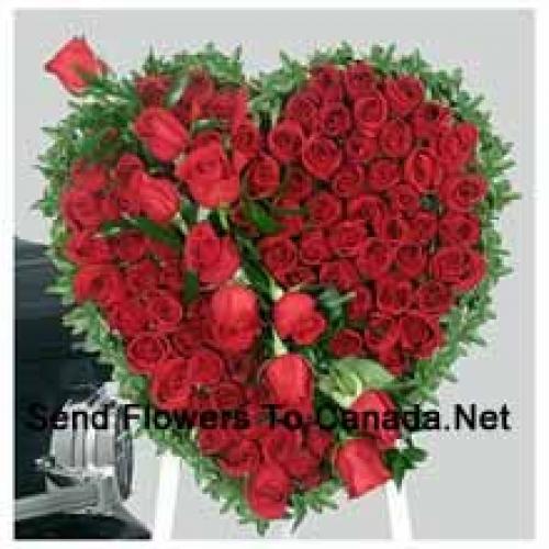 Beautiful Heart Shaped 101 Red Roses